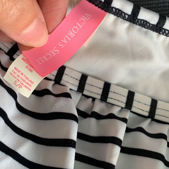 ☀️Weekend SALE☀️VS Swim (T:S-B:XS)- $15 - Picture 2 of 5